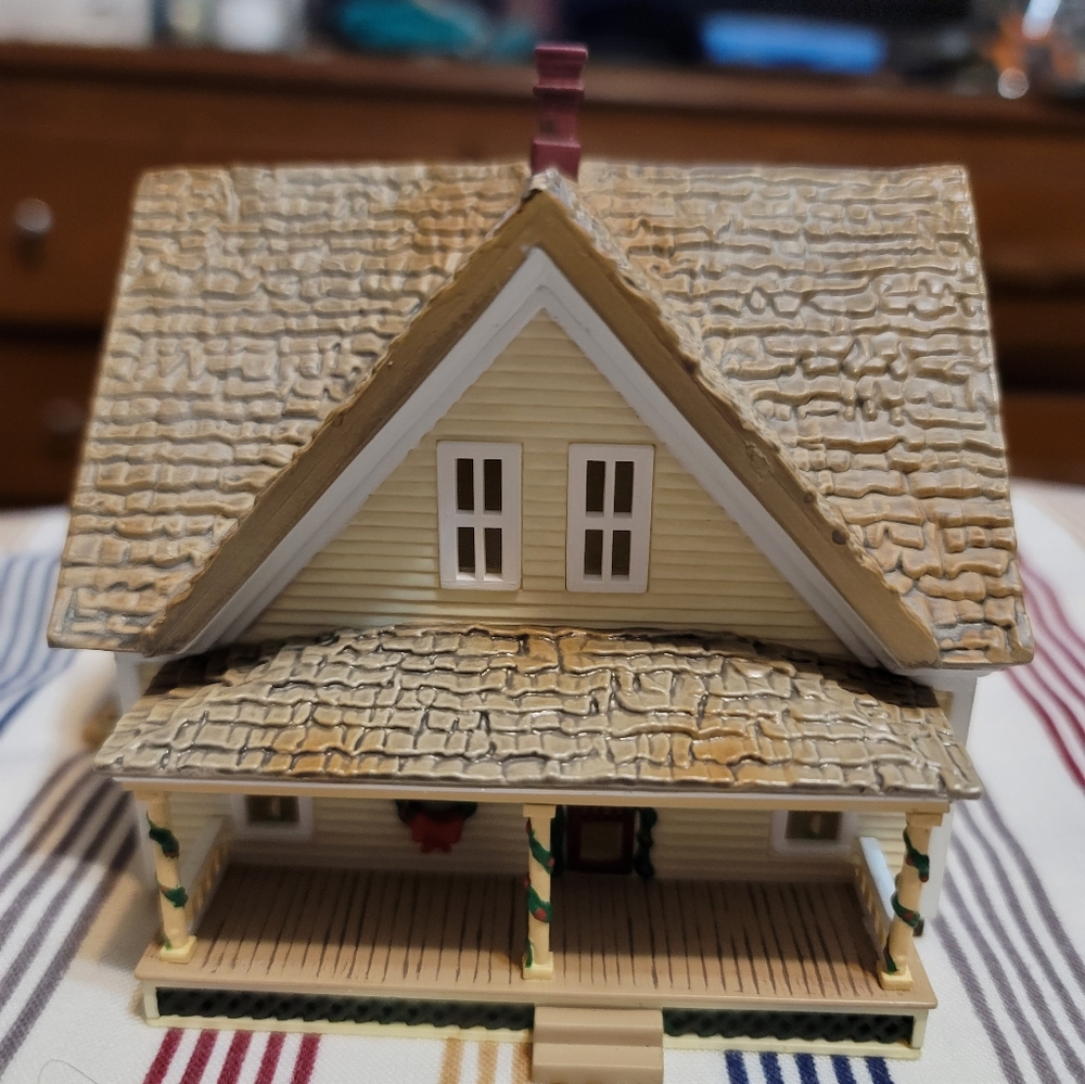 Hallmark Sarah Plain and Tall Collection Sarah's Paraire Home Christmas 1994
